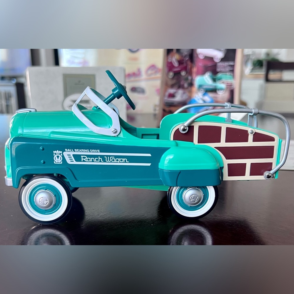 Hallmark Kiddie Car Classics Murray Station Wagon